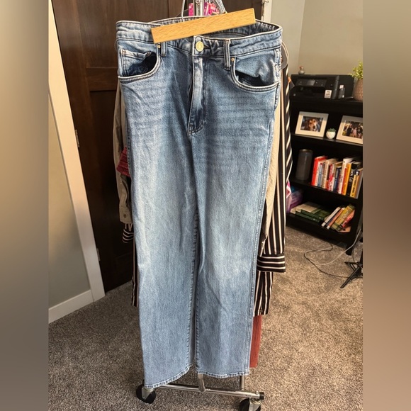 Kut from the Kloth Melissa High Rise Straight Leg Jeans - Picture 2 of 3